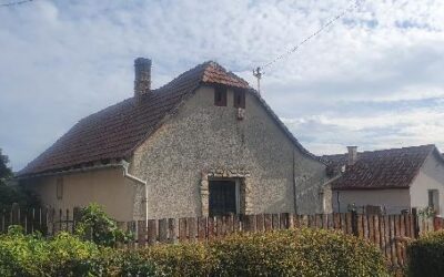 Ingatlan Ráckeresztúr, Mikszáth K. u. 9–1.